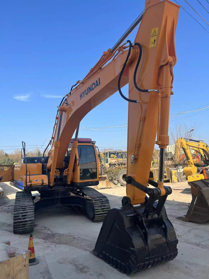 Hyundai 305 - Bandgrävare: bild 3 Hyundai 305 - Bandgrävare: bild 3