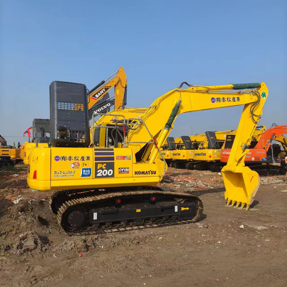 KOMATSU PC200 - Bandgrävare: bild 3 KOMATSU PC200 - Bandgrävare: bild 3