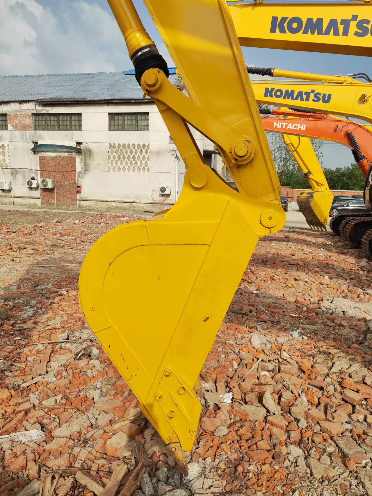 Bandgrävare KOMATSU PC200: bild 8