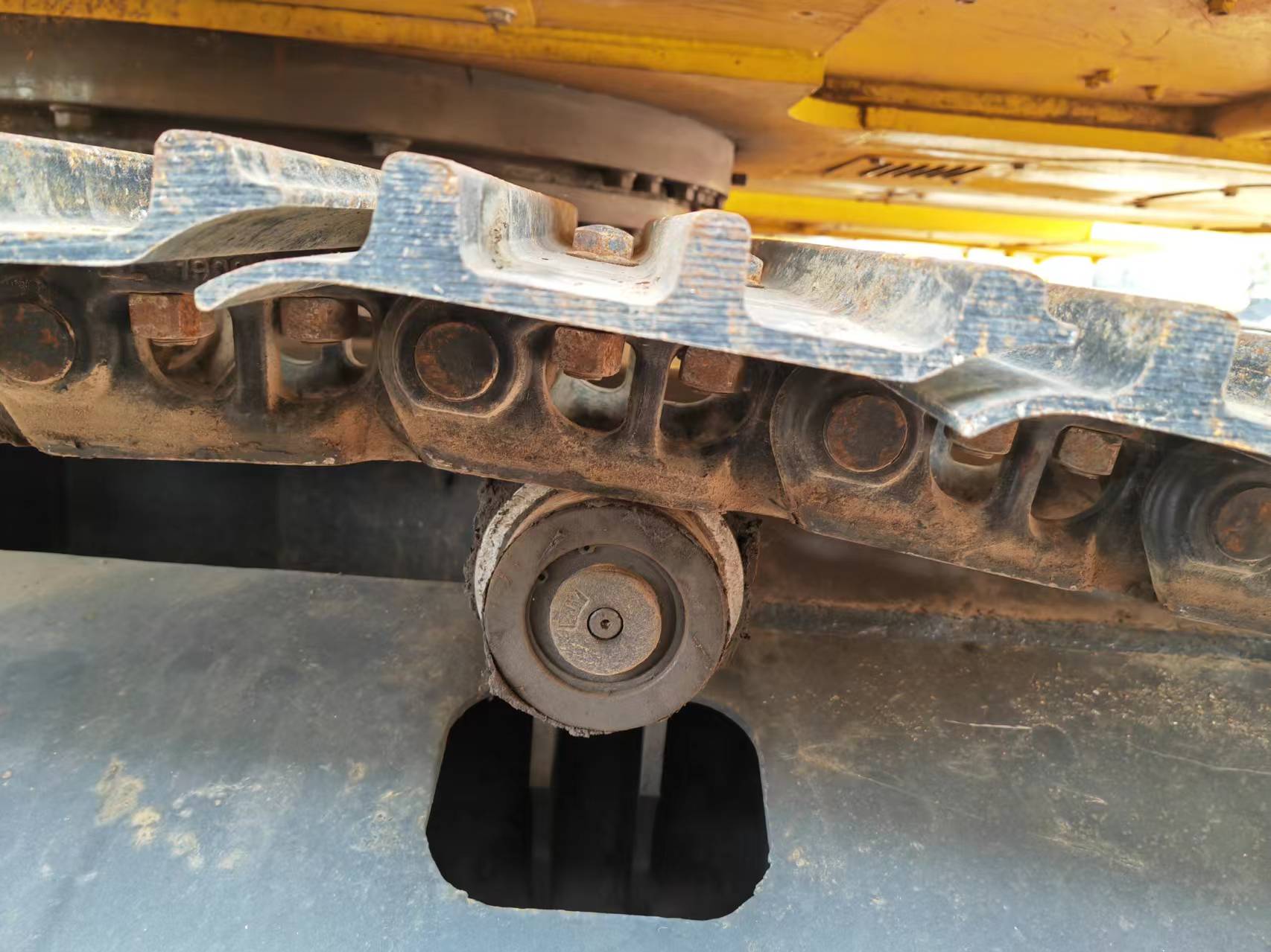 Bandgrävare KOMATSU PC200: bild 6