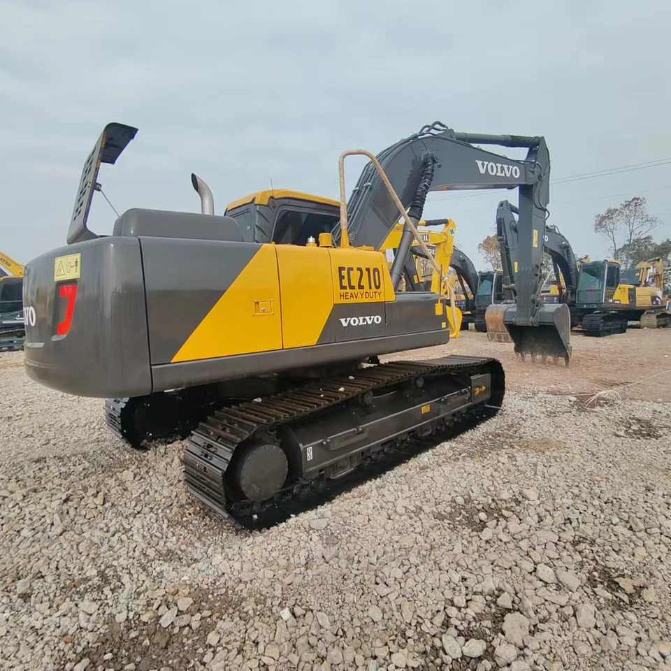 VOLVO EC210 - Bandgrävare: bild 1 VOLVO EC210 - Bandgrävare: bild 1