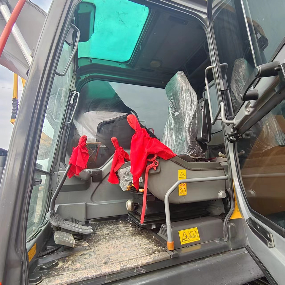 VOLVO EC240 - Bandgrävare: bild 5 VOLVO EC240 - Bandgrävare: bild 5