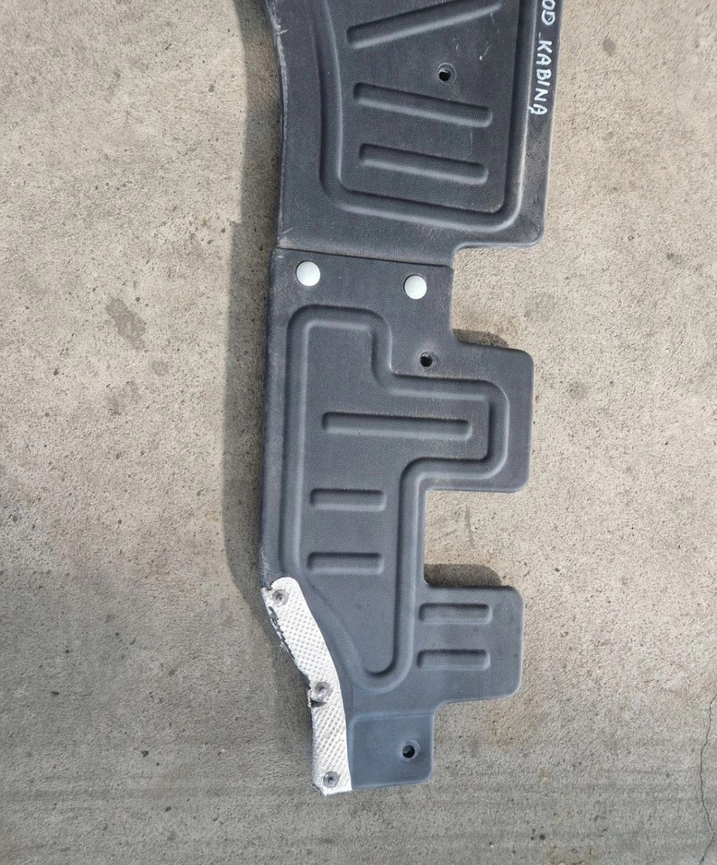 EKOLOGIA WYCISZENIE WYGŁUSZENIE OSŁONA SILNIKA LEWA FORD F-MAX CARGO EURO 6 - Motor och reservdelar: bild 4 EKOLOGIA WYCISZENIE WYGŁUSZENIE OSŁONA SILNIKA LEWA FORD F-MAX CARGO EURO 6 - Motor och reservdelar: bild 4