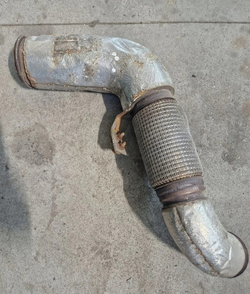 FORD FC46-5A212-AA - Avgasrör: bild 1 FORD FC46-5A212-AA - Avgasrör: bild 1