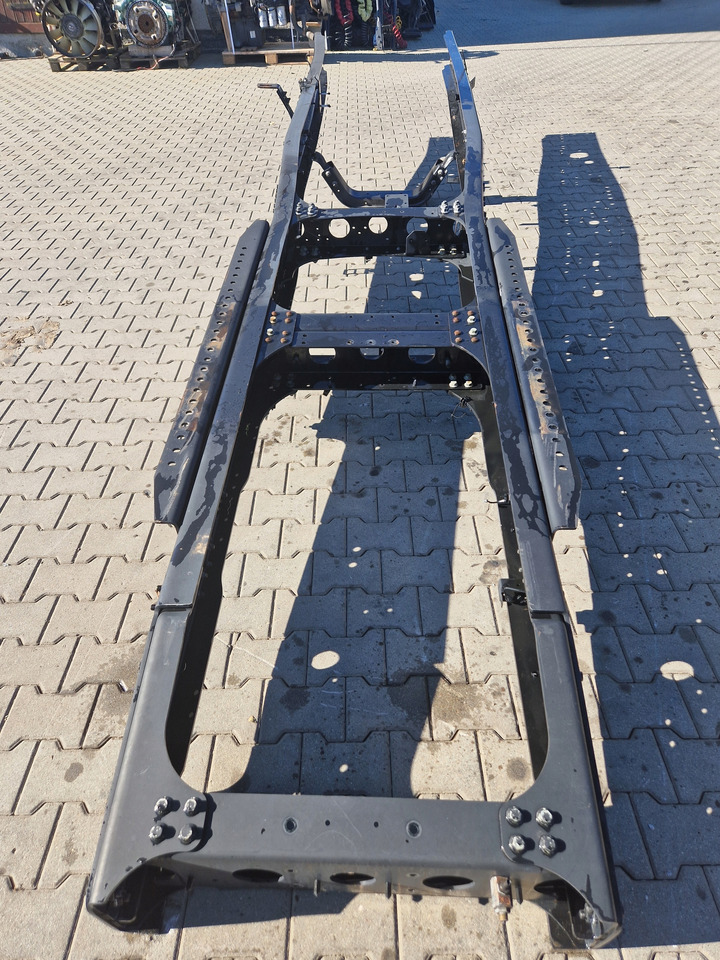 FORD FORD F-MAX 500 ZDEKOMPLETOWANY RAMA ROK 2021/22 SPROWADZONY Z NIEMIEC - Ram/ Chassi för Lastbil: bild 4 FORD FORD F-MAX 500 ZDEKOMPLETOWANY RAMA ROK 2021/22 SPROWADZONY Z NIEMIEC - Ram/ Chassi för Lastbil: bild 4