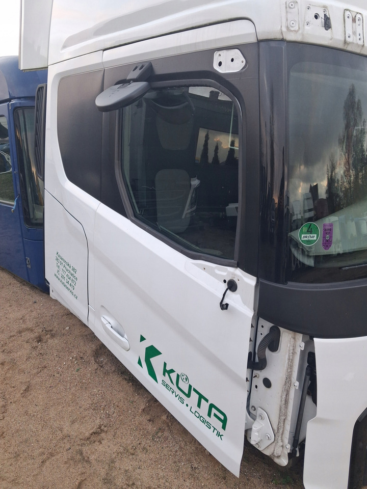 FORD KOMPLETNE PRAWE FORD F-MAX 500 TRUCKS EURO 6 - Dörr och reservdelar för Lastbil: bild 2 FORD KOMPLETNE PRAWE FORD F-MAX 500 TRUCKS EURO 6 - Dörr och reservdelar för Lastbil: bild 2