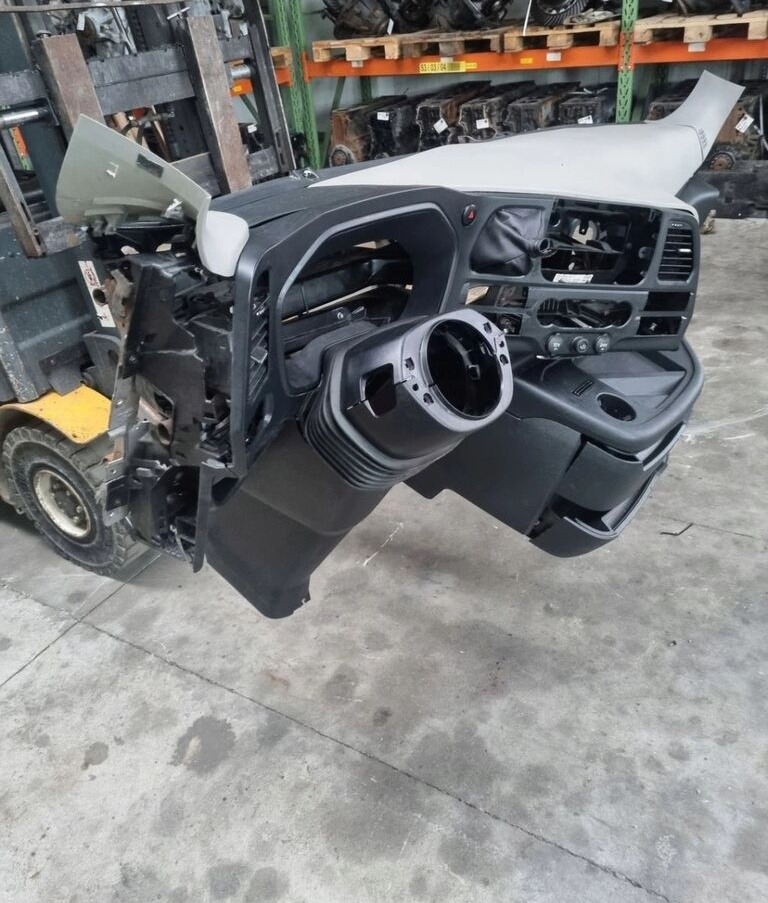 FORD KONSOLA KOMPLETNA KOKPIT DESKA ROZDZIELCZA STELAŻ FORD F-MAX EURO 6 - Instrumentbräda för Lastbil: bild 5 FORD KONSOLA KOMPLETNA KOKPIT DESKA ROZDZIELCZA STELAŻ FORD F-MAX EURO 6 - Instrumentbräda för Lastbil: bild 5