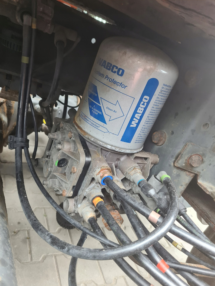 KNORR-BREMSE ZAWÓR OSUSZACZA APM EL1100 RENAULT PREMIUM MAGNUM LANDER KERAX MIDLUM DXI - Bromsdelar för Lastbil: bild 1 KNORR-BREMSE ZAWÓR OSUSZACZA APM EL1100 RENAULT PREMIUM MAGNUM LANDER KERAX MIDLUM DXI - Bromsdelar för Lastbil: bild 1