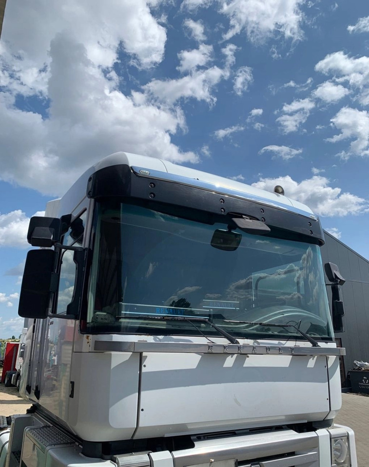 KOMPLETNA RENAULT MAGNUM DXI LFT VEGA RENAULT OE - Hytt: bild 3 KOMPLETNA RENAULT MAGNUM DXI LFT VEGA RENAULT OE - Hytt: bild 3