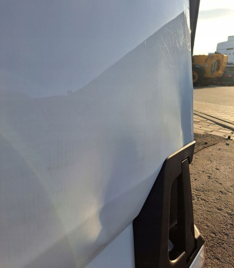 Renault GAMA T K C RANGE - Dörr och reservdelar för Lastbil: bild 4 Renault GAMA T K C RANGE - Dörr och reservdelar för Lastbil: bild 4