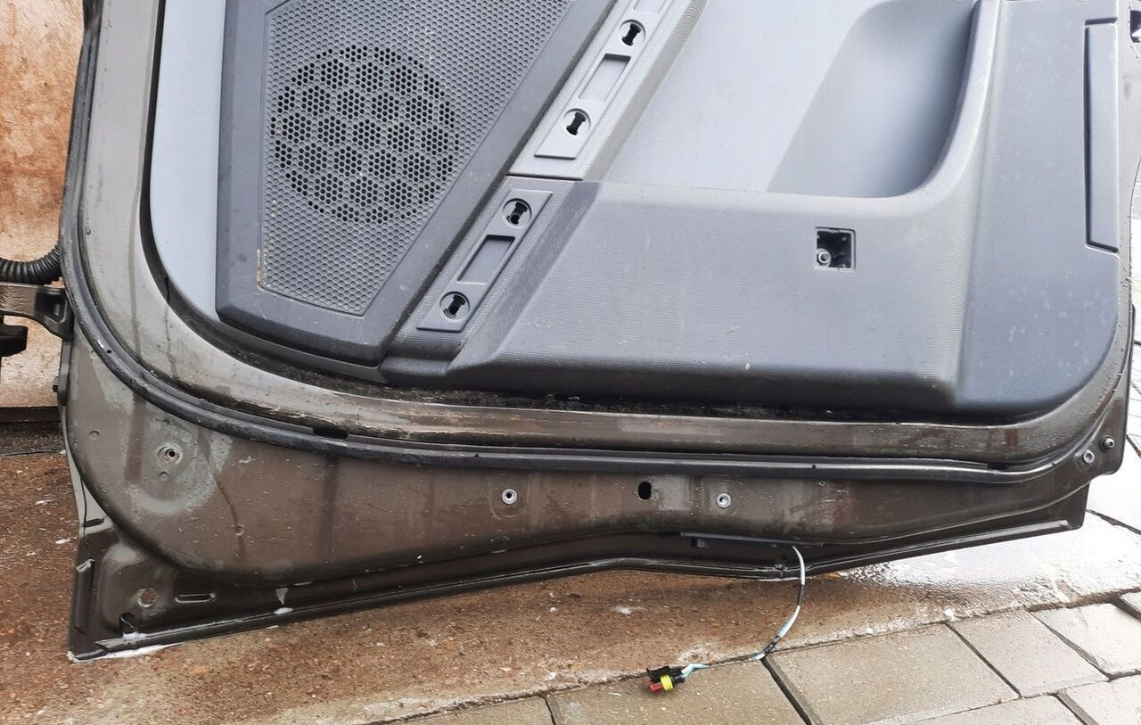 Renault GAMA T K C RANGE - Dörr och reservdelar för Lastbil: bild 4 Renault GAMA T K C RANGE - Dörr och reservdelar för Lastbil: bild 4