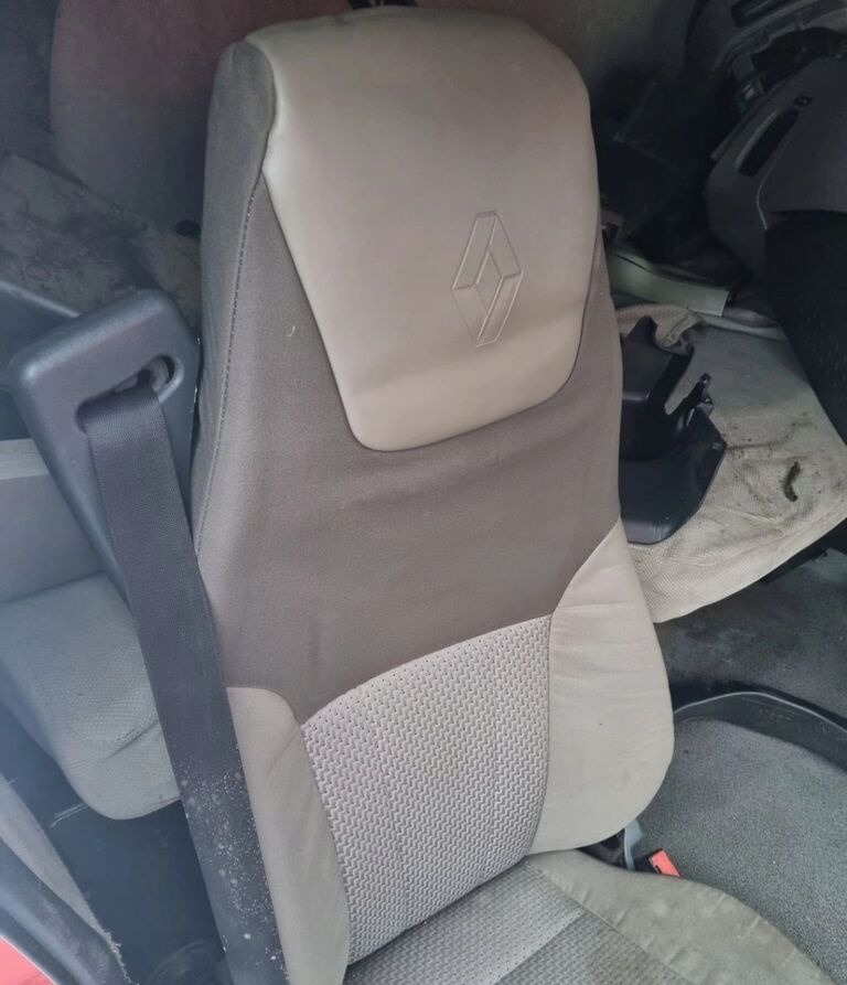 Renault PREMIUM DXI Renault - Säte för Lastbil: bild 2 Renault PREMIUM DXI Renault - Säte för Lastbil: bild 2