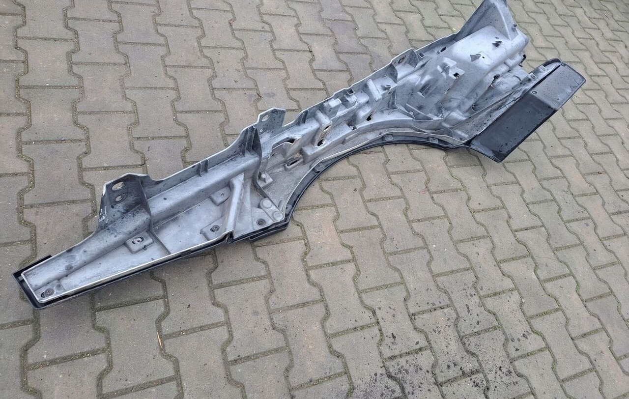 Renault STOPNICA GÓRNA STOPIEŃ LEWY RENAULT GAMA T RANGE - Fotsteg för Lastbil: bild 5 Renault STOPNICA GÓRNA STOPIEŃ LEWY RENAULT GAMA T RANGE - Fotsteg för Lastbil: bild 5