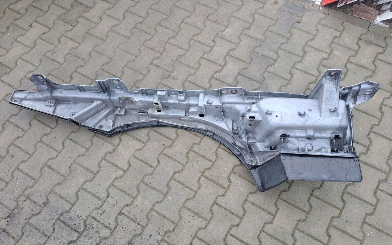 Renault STOPNICA GÓRNA STOPIEŃ LEWY RENAULT GAMA T RANGE - Fotsteg för Lastbil: bild 2 Renault STOPNICA GÓRNA STOPIEŃ LEWY RENAULT GAMA T RANGE - Fotsteg för Lastbil: bild 2