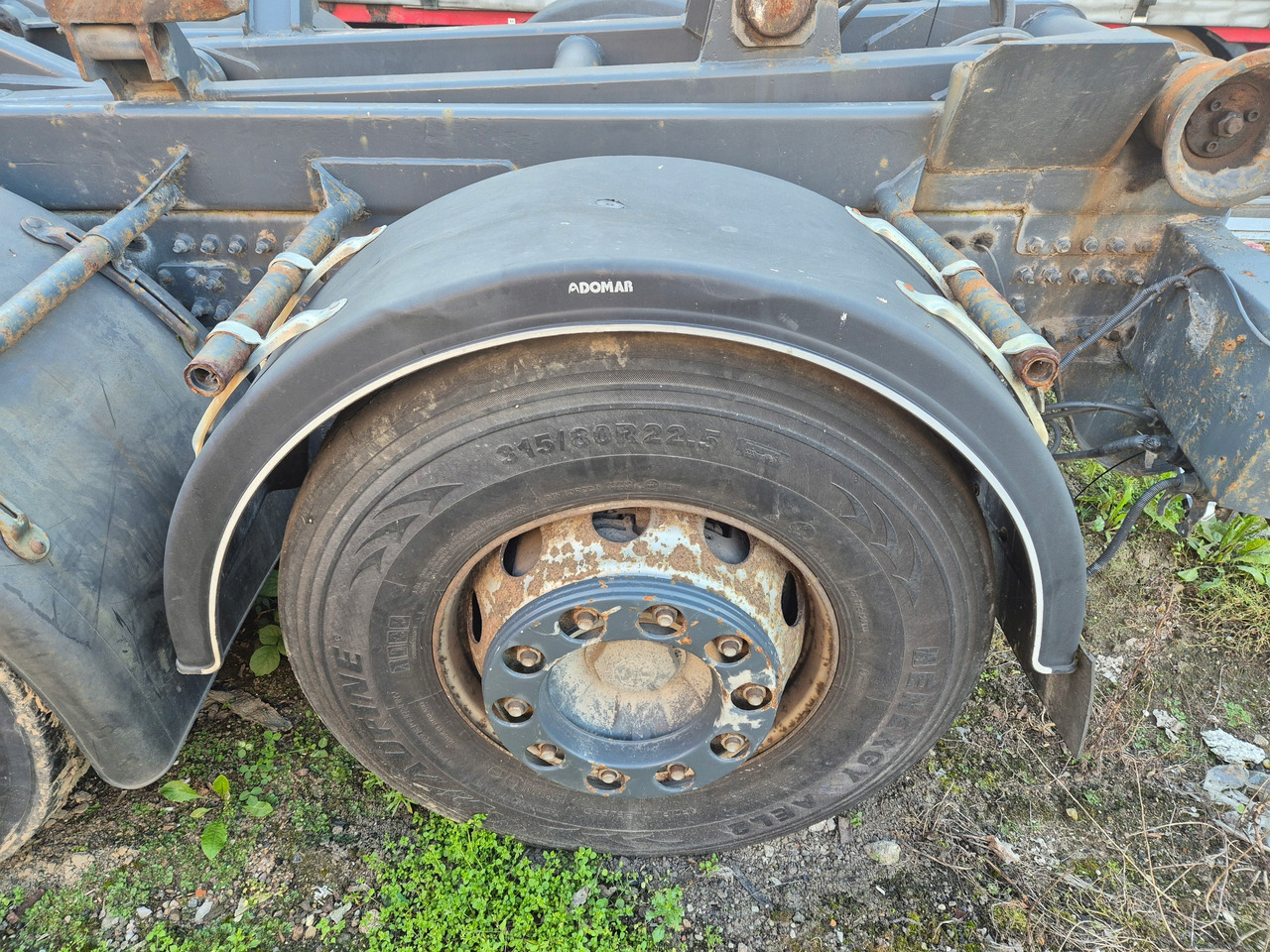 VOLVO BELKA OŚ TYŁ WLECZONA PODNOSZONA KOMPLETNA VOLVO FH FM FMX RENAULT - Fjädring: bild 1 VOLVO BELKA OŚ TYŁ WLECZONA PODNOSZONA KOMPLETNA VOLVO FH FM FMX RENAULT - Fjädring: bild 1