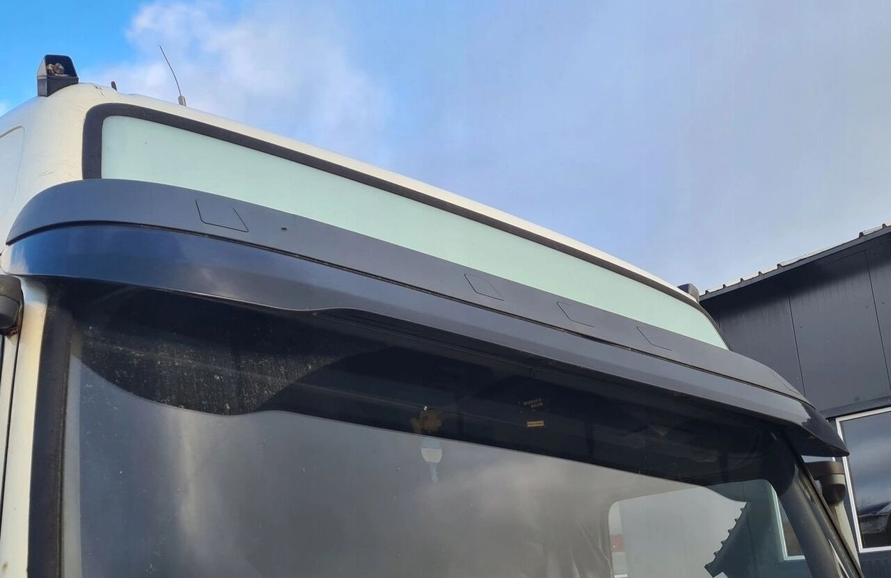 VOLVO BLENDA OSŁONA PRZECIWSŁONECZNA VOLVO FH FM - Solskydd för Lastbil: bild 3 VOLVO BLENDA OSŁONA PRZECIWSŁONECZNA VOLVO FH FM - Solskydd för Lastbil: bild 3