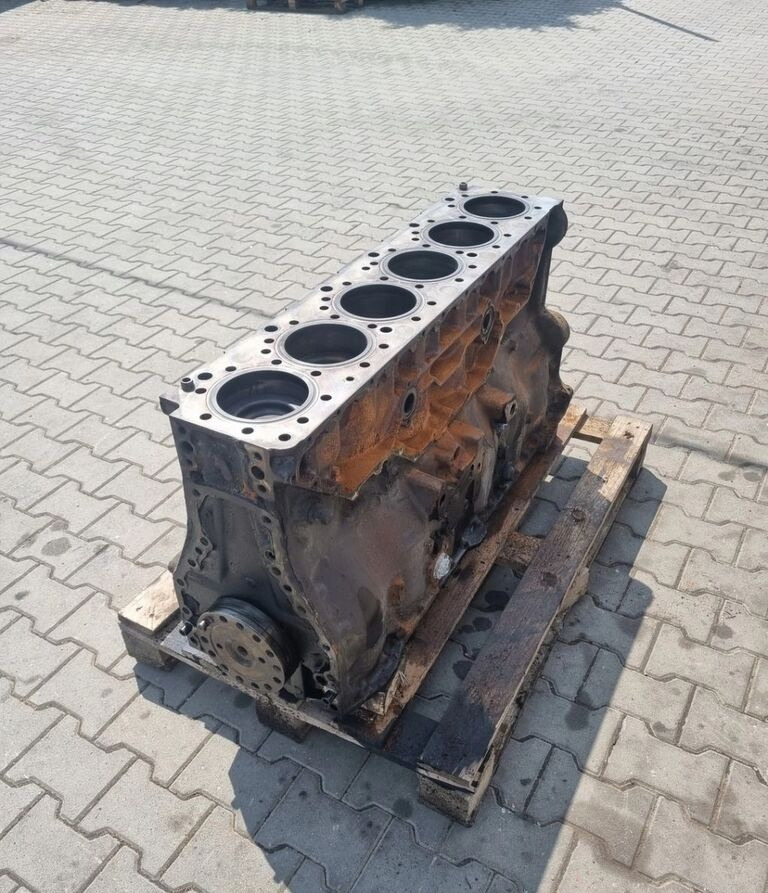 VOLVO BLOK SILNIKA SŁUPEK TŁOKI WAŁ KORBOWY VOLVO FH 12 D12 RENAULT MAGNUM DXI 12 - Cylinderblock för Lastbil: bild 3 VOLVO BLOK SILNIKA SŁUPEK TŁOKI WAŁ KORBOWY VOLVO FH 12 D12 RENAULT MAGNUM DXI 12 - Cylinderblock för Lastbil: bild 3