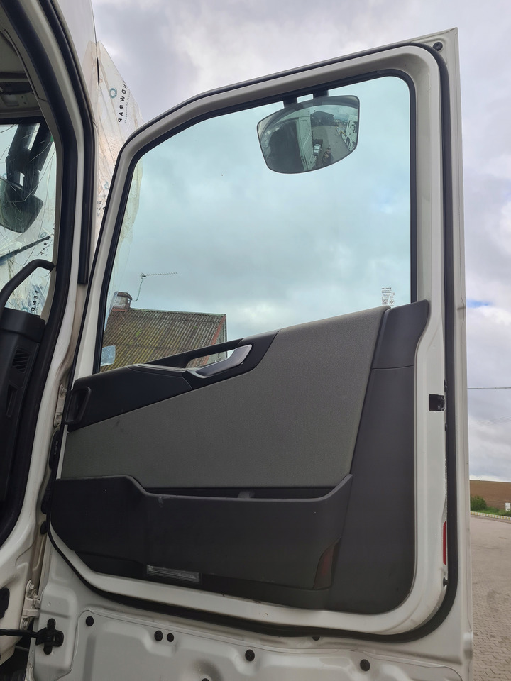 VOLVO DRZWI KOMPLETNE PRAWE VOLVO FH 5 ORYGINAŁ 1103 - Dörr och reservdelar: bild 3 VOLVO DRZWI KOMPLETNE PRAWE VOLVO FH 5 ORYGINAŁ 1103 - Dörr och reservdelar: bild 3