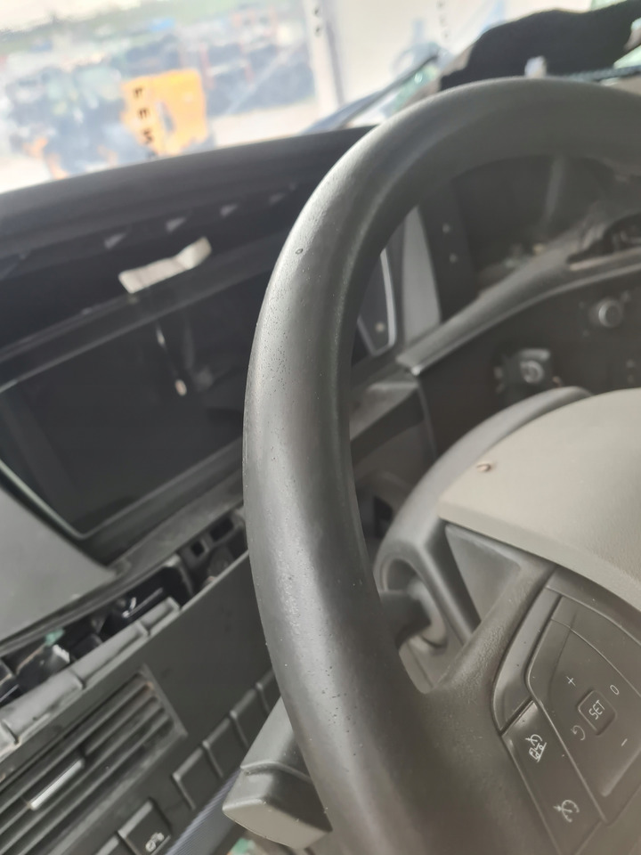 VOLVO WIELOFUNKCYJNA KOMPLETNA - Ratt för Lastbil: bild 4 VOLVO WIELOFUNKCYJNA KOMPLETNA - Ratt för Lastbil: bild 4