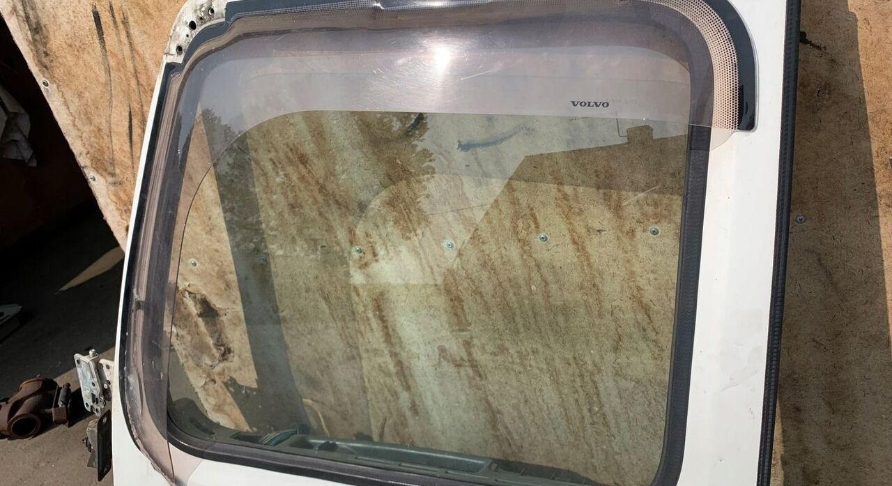 Volvo FH 12 13 - Dörr och reservdelar för Lastbil: bild 2 Volvo FH 12 13 - Dörr och reservdelar för Lastbil: bild 2