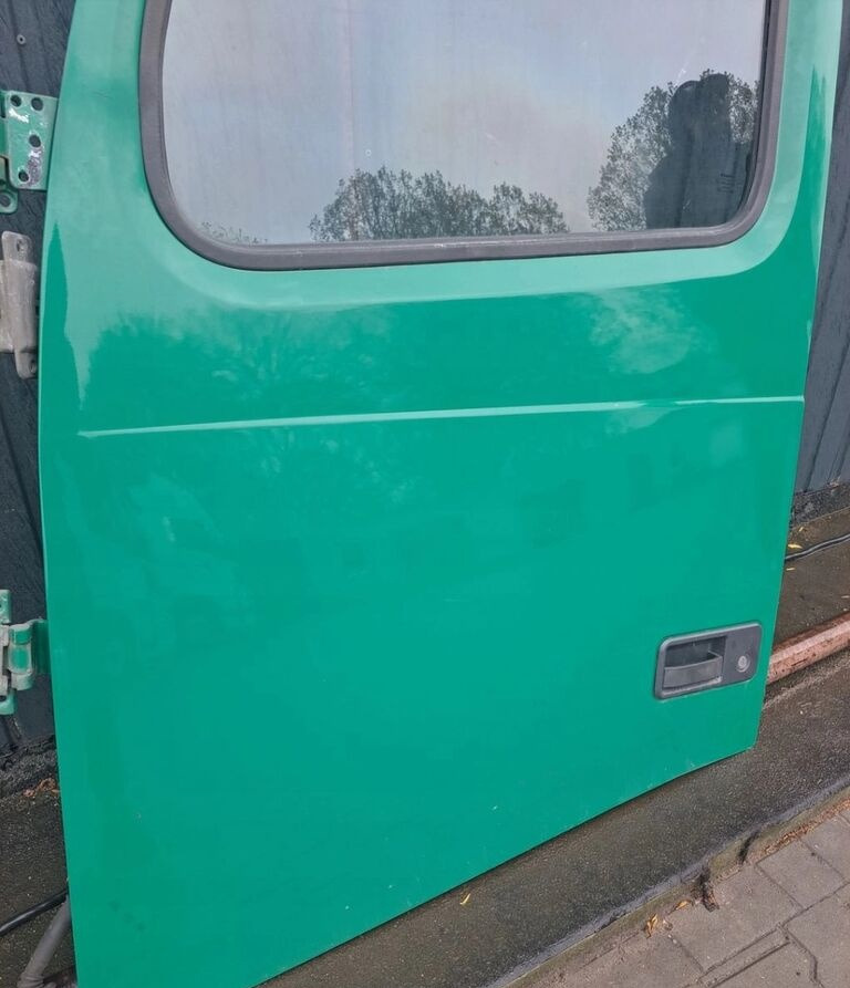 Volvo FH 13 LIFT - Dörr och reservdelar för Lastbil: bild 4 Volvo FH 13 LIFT - Dörr och reservdelar för Lastbil: bild 4