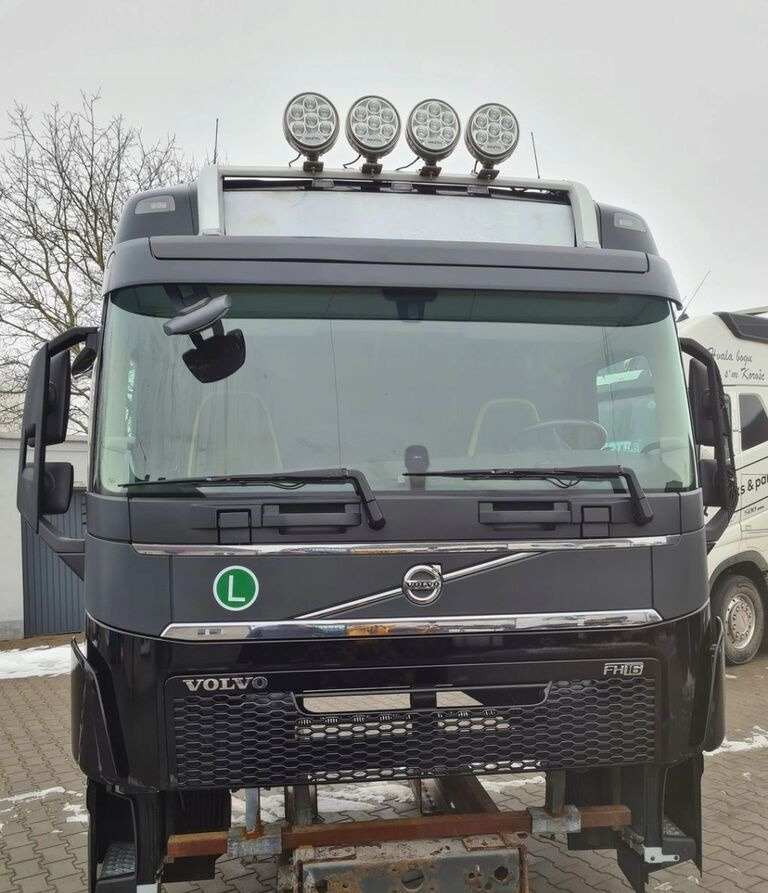Volvo KOMPLETNA FH 16 750 EURO 6 GLOBETROTTER 2018 ROK Volvo VOLVO FH 16 750 EURO 6 GLOBETROTTER 2018 ROK - Hytt för Lastbil: bild 1 Volvo KOMPLETNA FH 16 750 EURO 6 GLOBETROTTER 2018 ROK Volvo VOLVO FH 16 750 EURO 6 GLOBETROTTER 2018 ROK - Hytt för Lastbil: bild 1