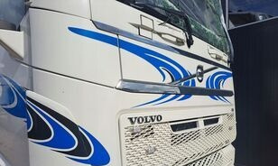 Volvo KOMPLETNA GÓRNA ATRAPA Volvo FH 4 - Huv för Lastbil: bild 1 Volvo KOMPLETNA GÓRNA ATRAPA Volvo FH 4 - Huv för Lastbil: bild 1