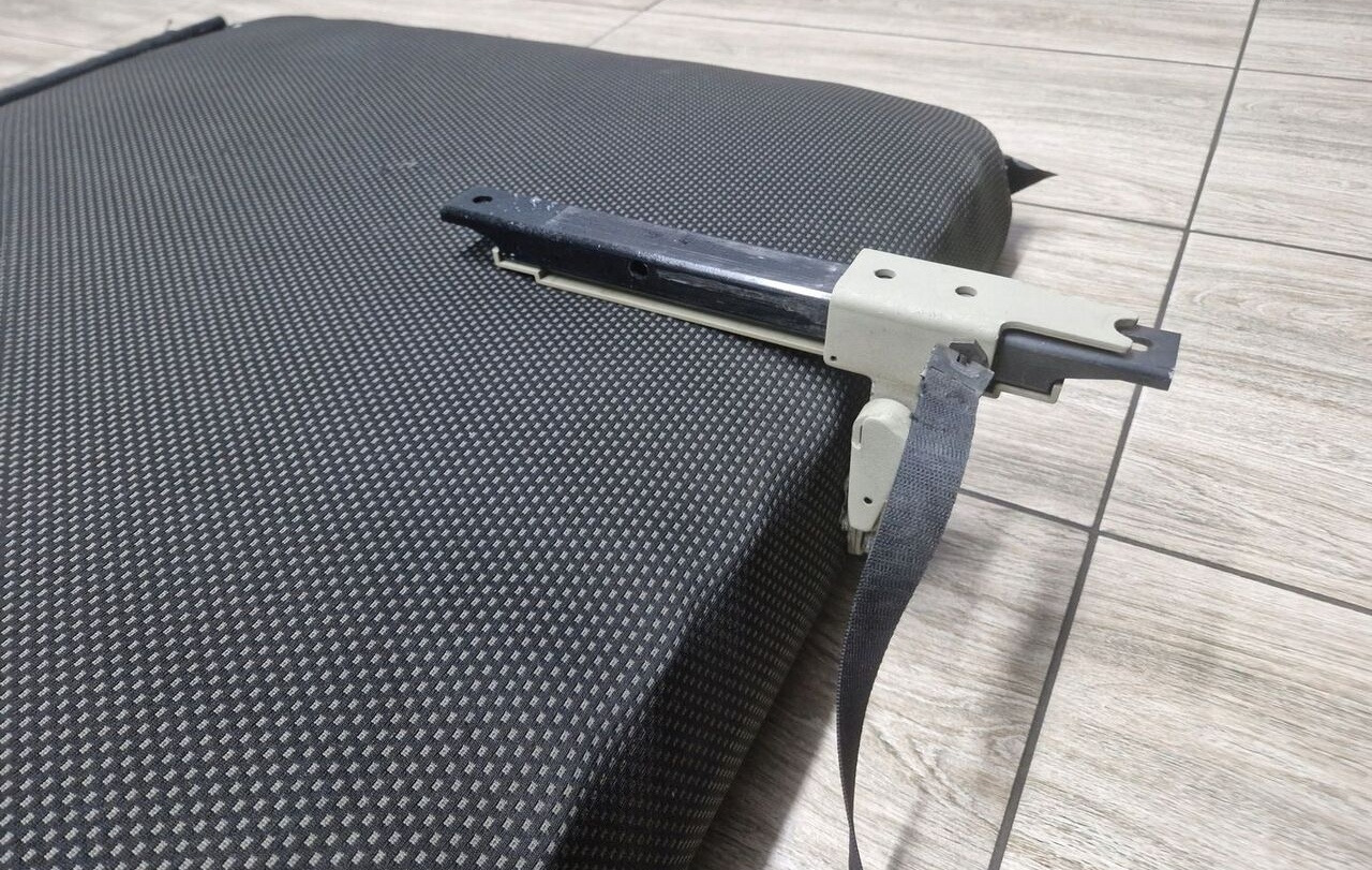 Volvo ŁÓŻKO GÓRNE LEŻANKA FH 4 - Säte för Lastbil: bild 4 Volvo ŁÓŻKO GÓRNE LEŻANKA FH 4 - Säte för Lastbil: bild 4