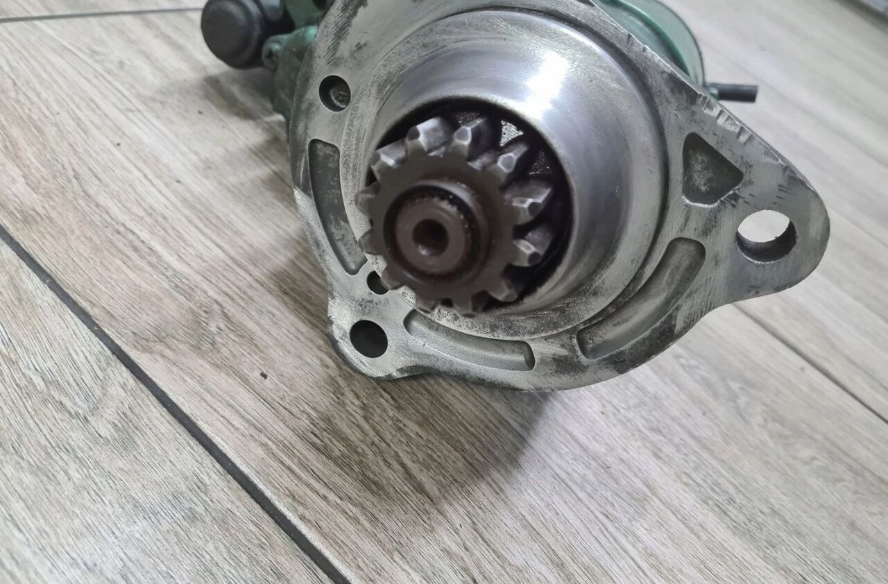 Volvo SPRĘŻARKA KOMPRESOR POWIETRZA FH 4 FH 16 EURO 6 22083113 22602938 Volvo ORYGINAŁ VOLVO FH 4 FH 16 D16K EURO 6 22602938 - Starter för Lastbil: bild 2 Volvo SPRĘŻARKA KOMPRESOR POWIETRZA FH 4 FH 16 EURO 6 22083113 22602938 Volvo ORYGINAŁ VOLVO FH 4 FH 16 D16K EURO 6 22602938 - Starter för Lastbil: bild 2