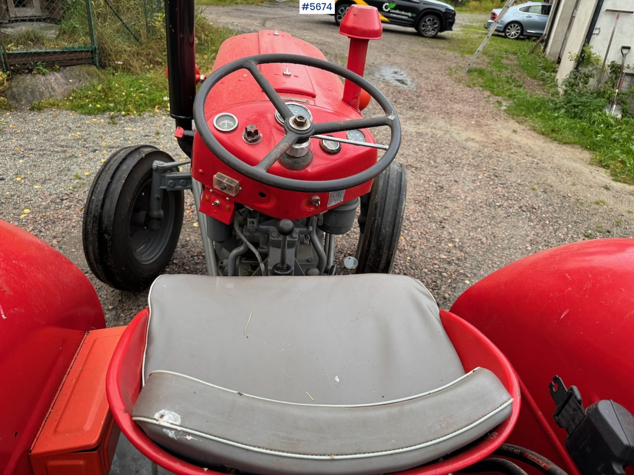 Traktor 1961 Massey Ferguson 35 m/ litt utstyr: bild 20 Traktor 1961 Massey Ferguson 35 m/ litt utstyr: bild 20