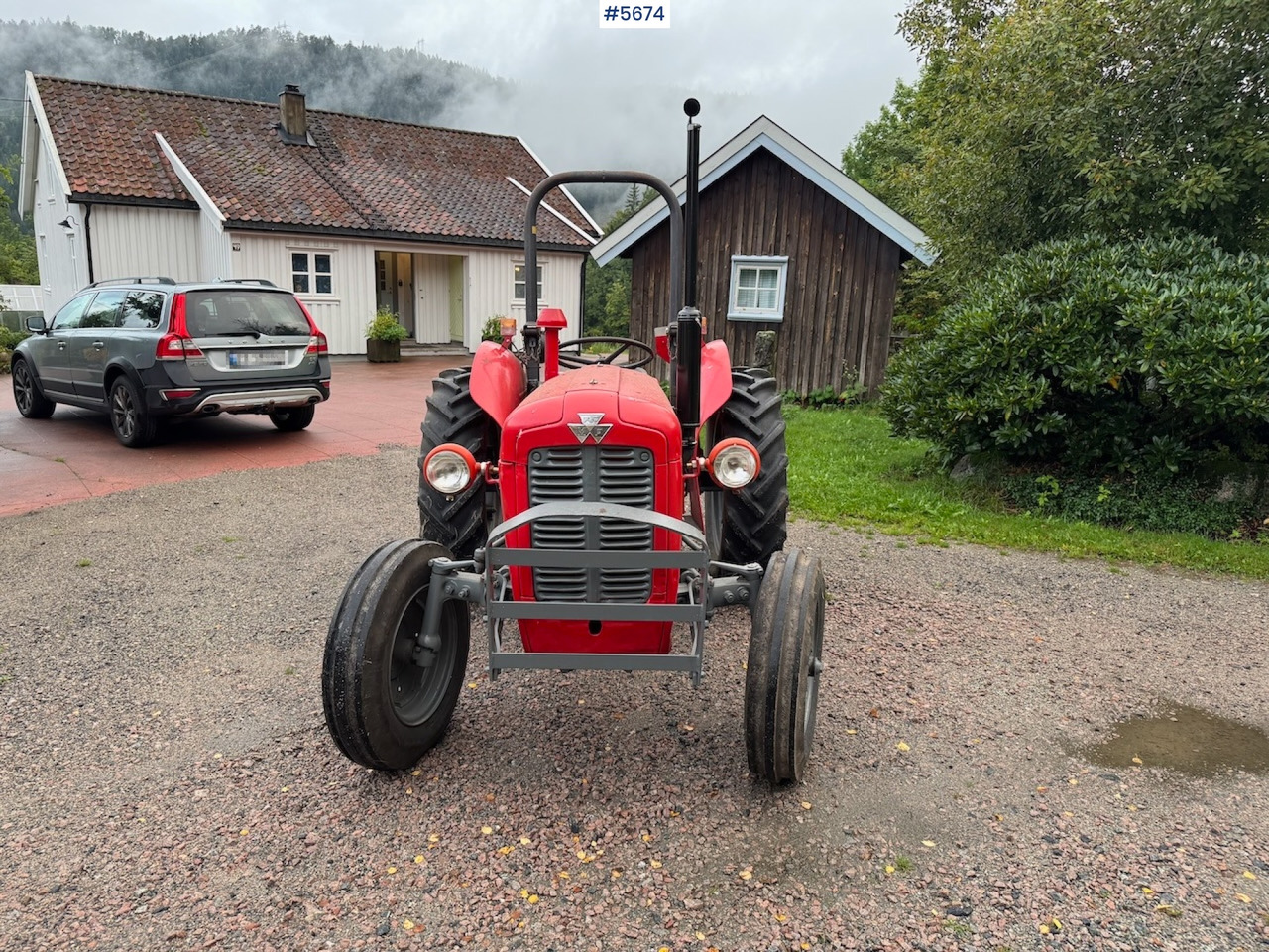 Traktor 1961 Massey Ferguson 35 m/ litt utstyr: bild 6 Traktor 1961 Massey Ferguson 35 m/ litt utstyr: bild 6