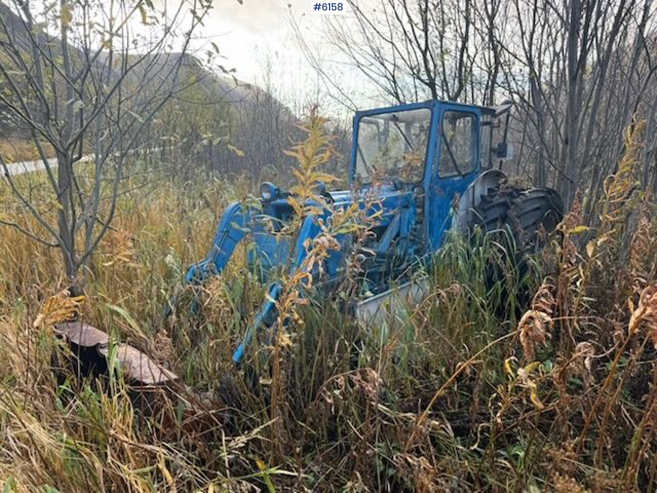 1973 Ford 4000 tractor backhoe. Repair.object - Traktor: bild 5 1973 Ford 4000 tractor backhoe. Repair.object - Traktor: bild 5