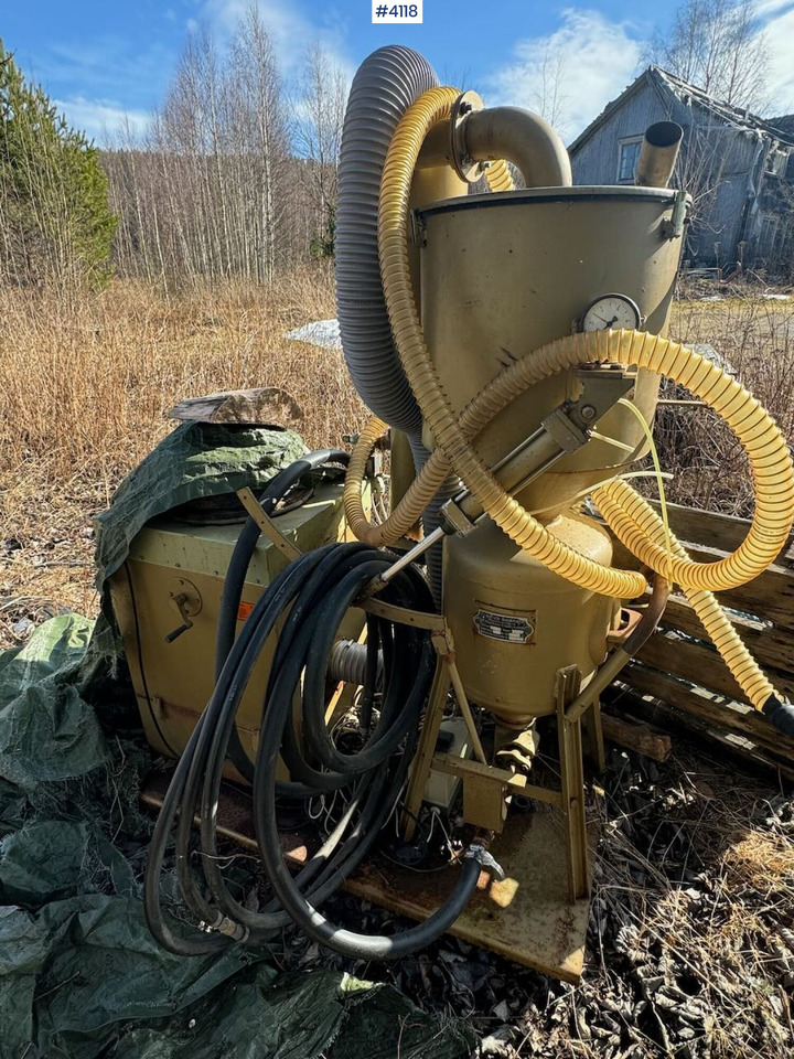 1979 Friedrich Goldmann sandblaster - Garage & Verkstadsutrustning: bild 4 1979 Friedrich Goldmann sandblaster - Garage & Verkstadsutrustning: bild 4