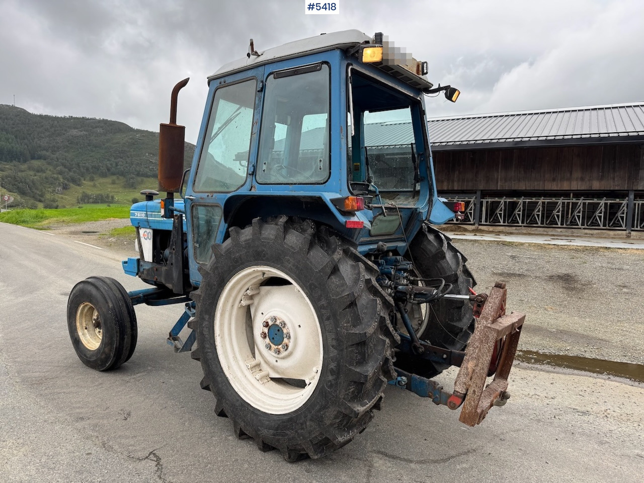 1982 Ford 7610 w/ front loader. - Traktor: bild 3 1982 Ford 7610 w/ front loader. - Traktor: bild 3