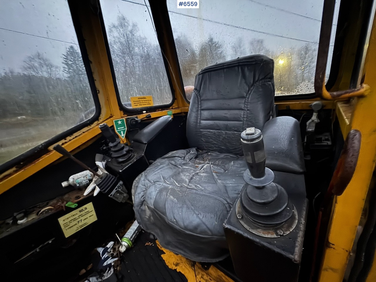 Grävmaskin 1985 Hymas 82R excavator w/ toothed bucket and narrow bucket!: bild 10