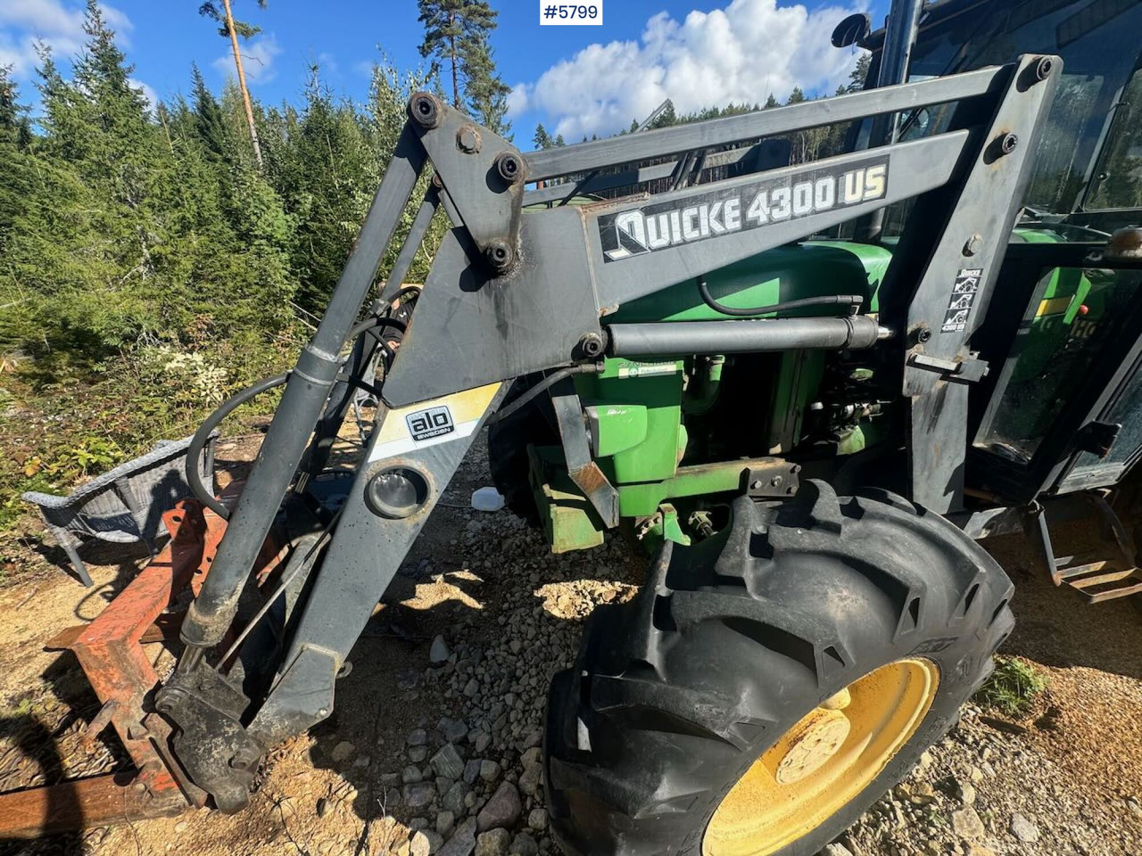 1985 John Deere 2040 4x4 w/ front loader - Traktor: bild 3 1985 John Deere 2040 4x4 w/ front loader - Traktor: bild 3