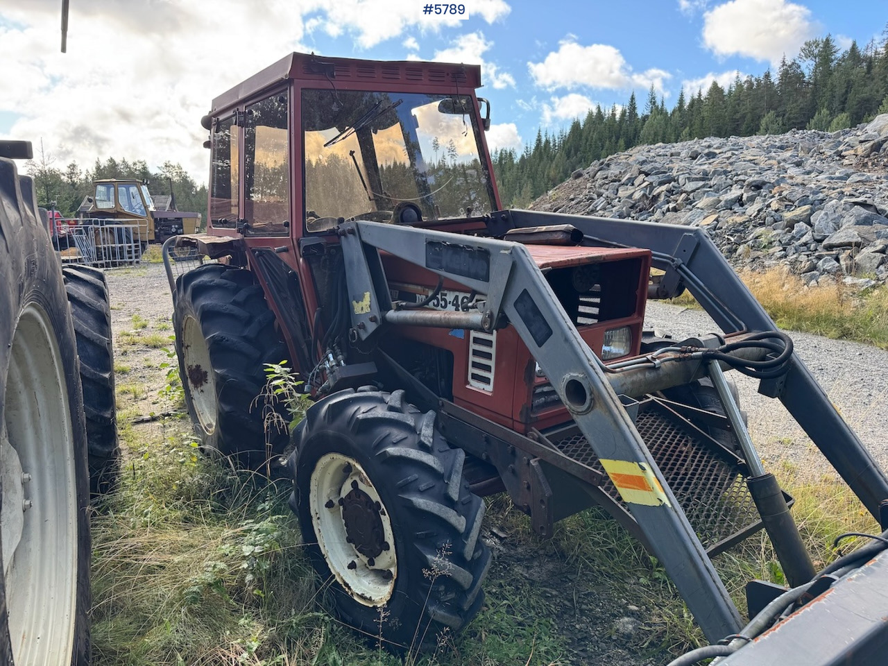 1986 Fiat 55-46 DT w/ front loader. - Traktor: bild 4 1986 Fiat 55-46 DT w/ front loader. - Traktor: bild 4