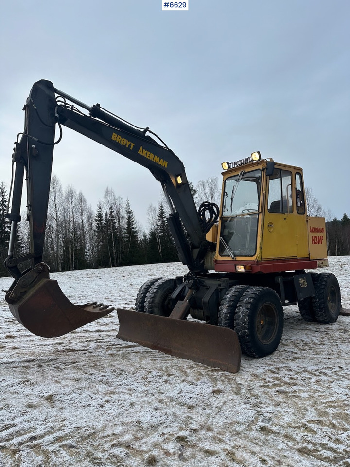 Grävmaskin 1987 Åkerman H3M Wheel excavator w/ 4 buckets.: bild 7