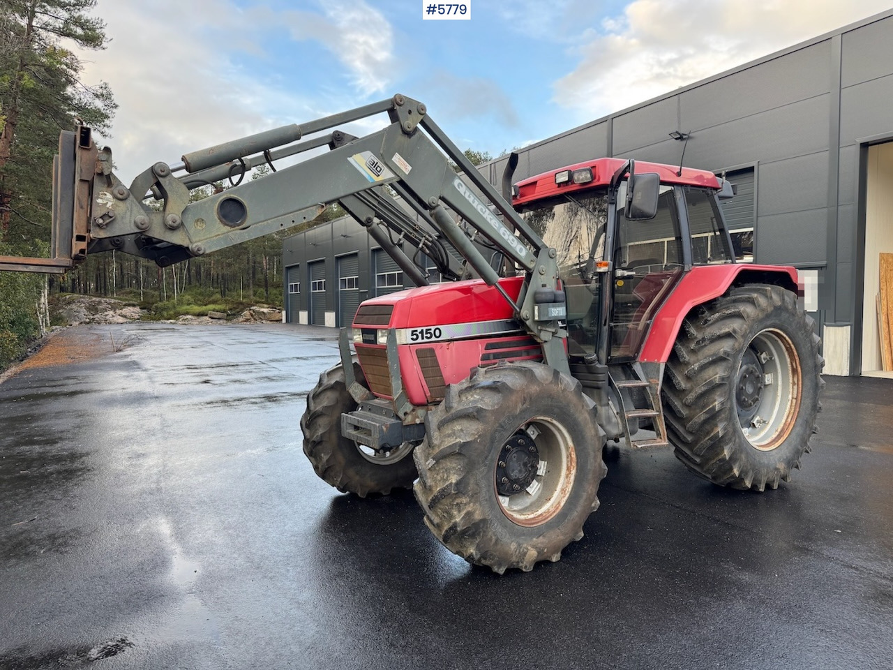1995 Case IH 5150 Maxxum w/ front loader. - Traktor: bild 1 1995 Case IH 5150 Maxxum w/ front loader. - Traktor: bild 1