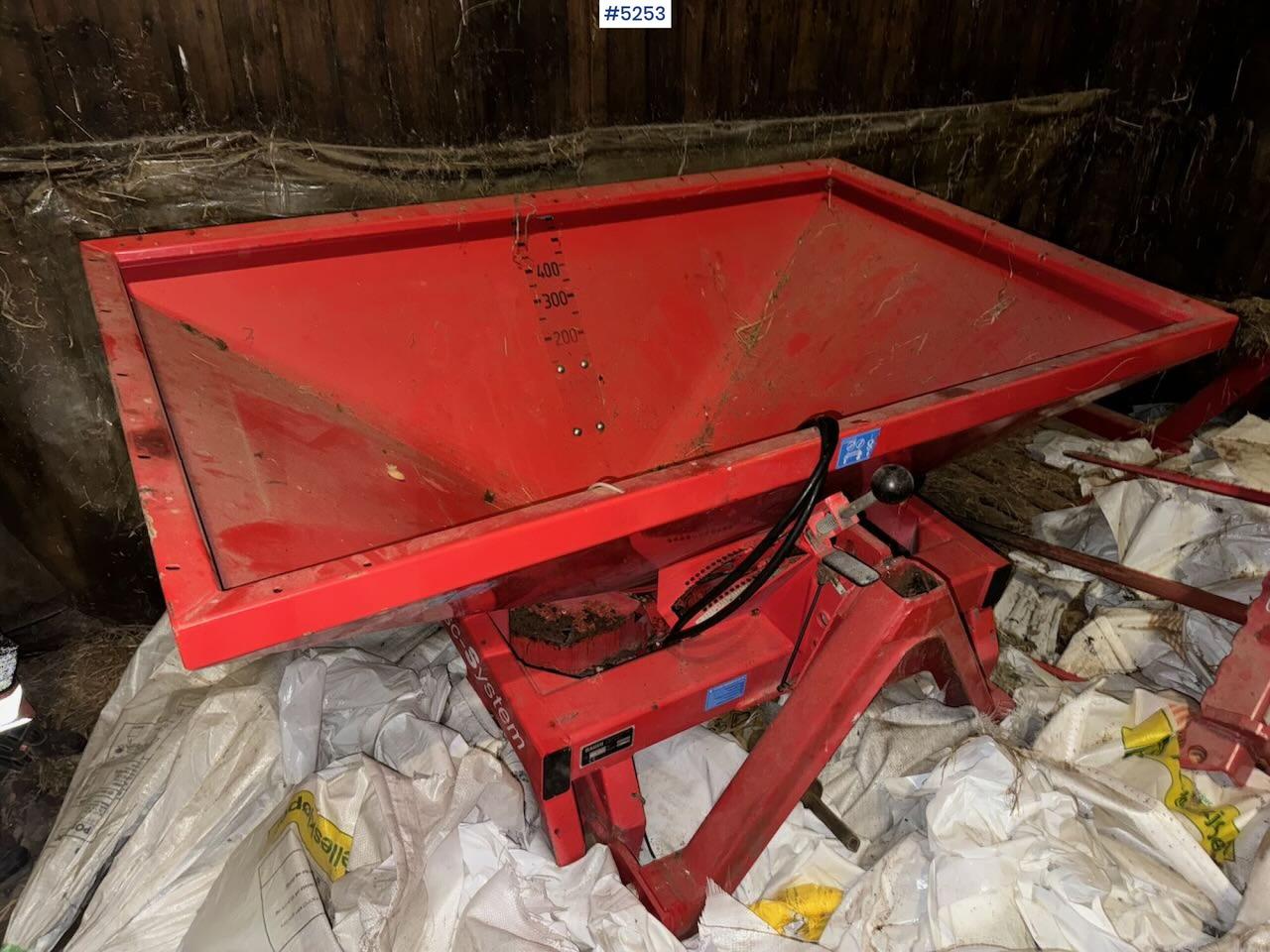 1996 Rauch MDS 701 - Mineralgödselspridare: bild 1 1996 Rauch MDS 701 - Mineralgödselspridare: bild 1