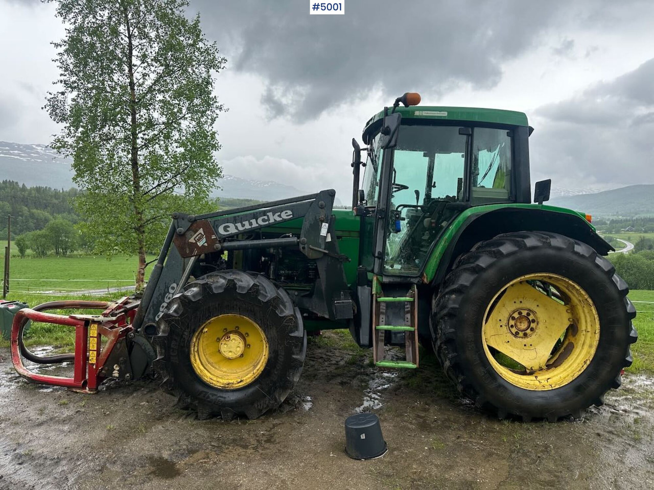 2000 John Deere 6610 4x4 tractor w/ front loader. - Traktor: bild 3 2000 John Deere 6610 4x4 tractor w/ front loader. - Traktor: bild 3
