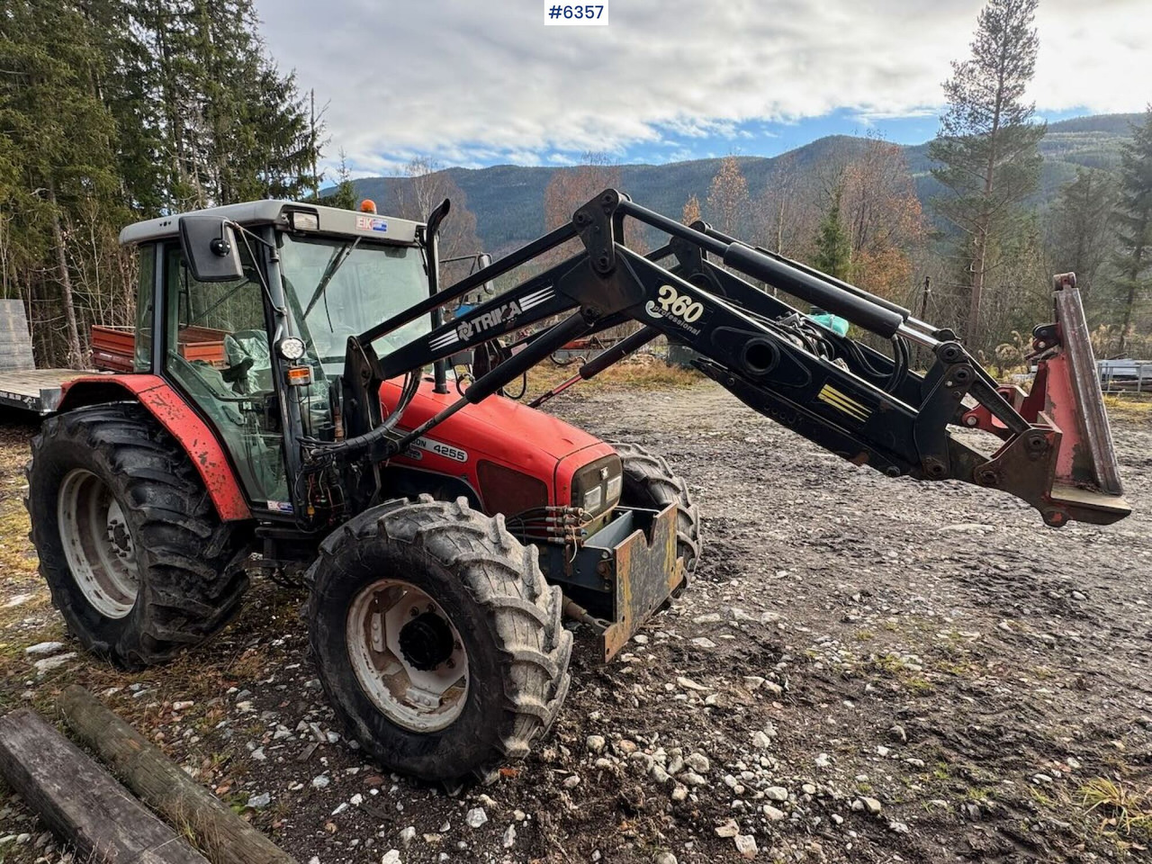 2000 Massey Ferguson 4255 m/ frontlaster - Traktor: bild 5 2000 Massey Ferguson 4255 m/ frontlaster - Traktor: bild 5