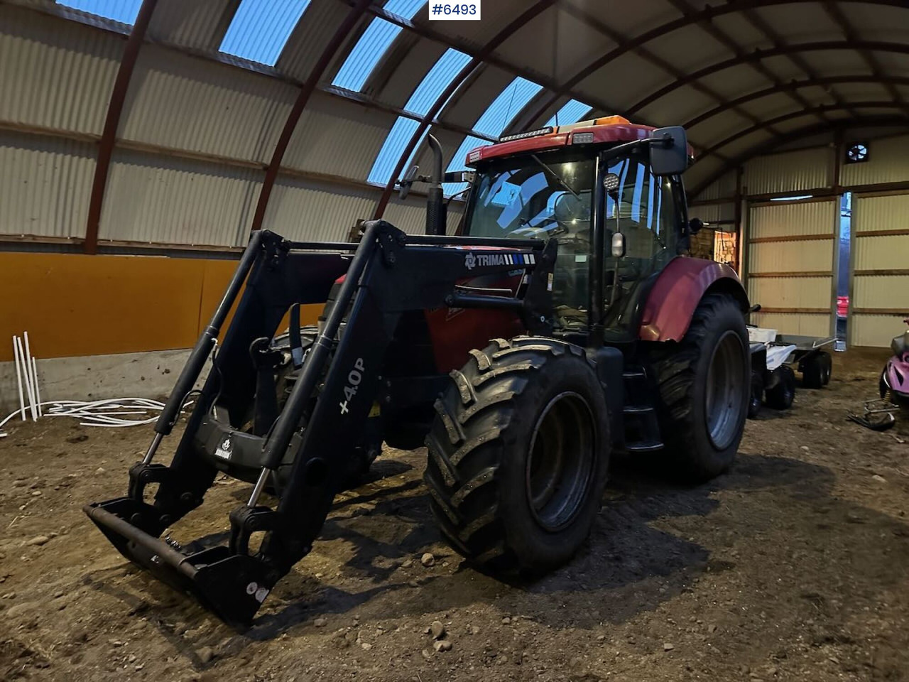 2007 CASE IH MXU 135 Pro 4x4 tractor w/ front loader. - Traktor: bild 2 2007 CASE IH MXU 135 Pro 4x4 tractor w/ front loader. - Traktor: bild 2