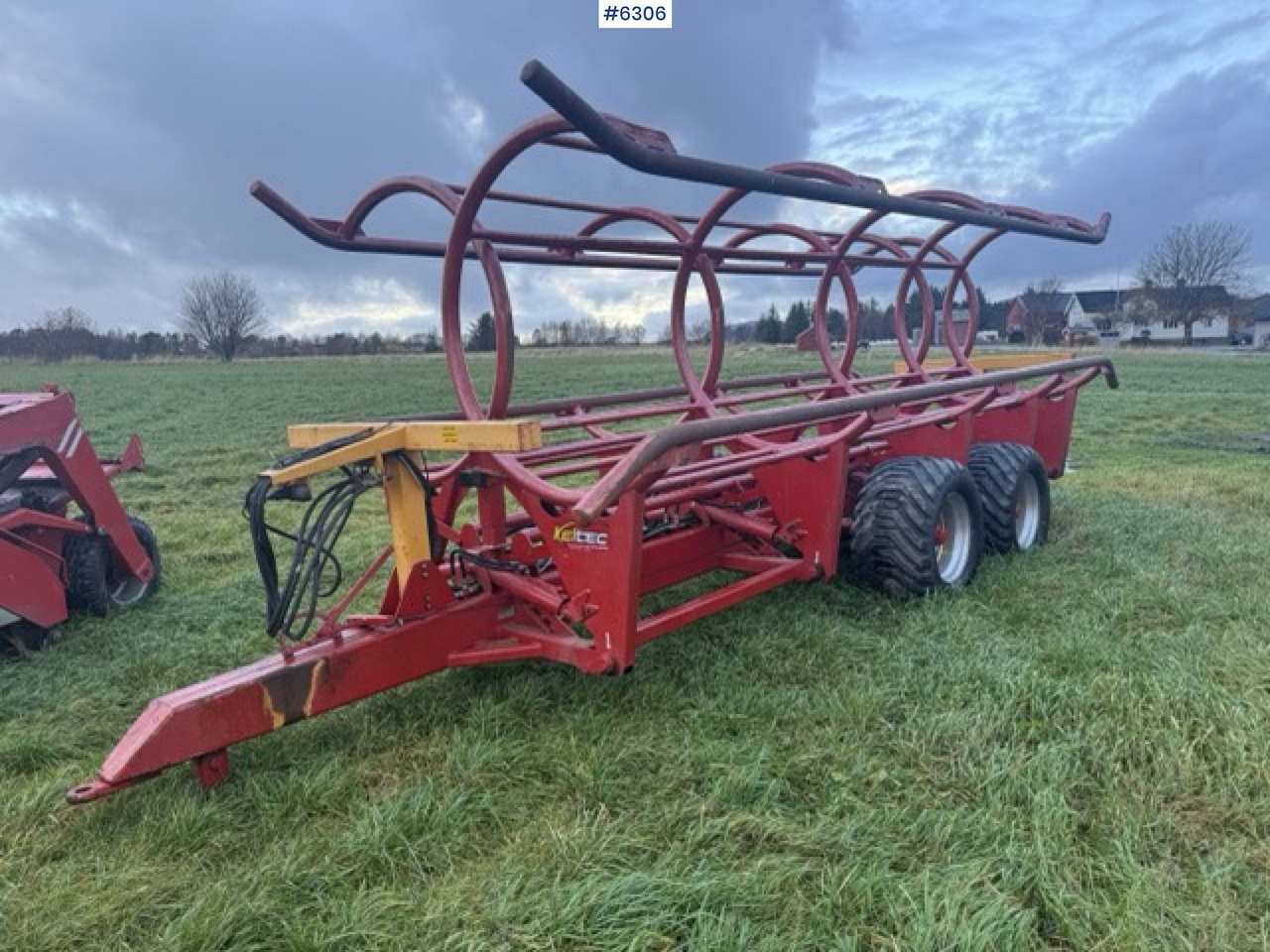 2011 Keltec round bale trailer - Utrustning för vallskörd: bild 2 2011 Keltec round bale trailer - Utrustning för vallskörd: bild 2