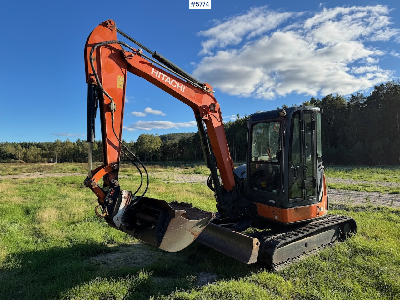 2012 Hitachi ZX 52 U-3 CLR - Grävmaskin: bild 2 2012 Hitachi ZX 52 U-3 CLR - Grävmaskin: bild 2