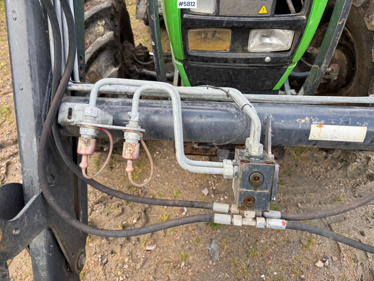 2013 Deutz Fahr Agroplus 410 DT w/ front loader. - Traktor: bild 5 2013 Deutz Fahr Agroplus 410 DT w/ front loader. - Traktor: bild 5