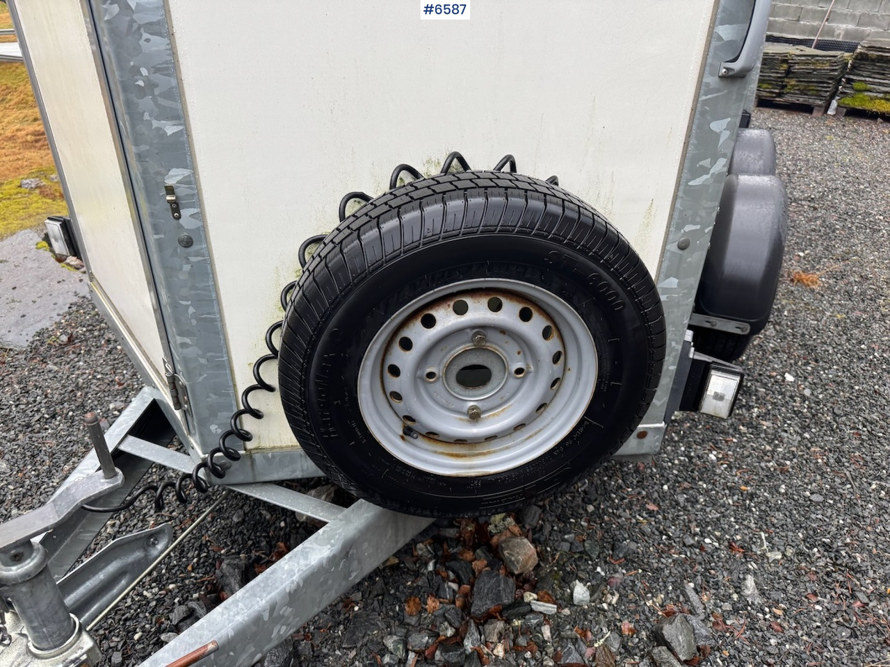 Bilsläp 2015 For Williams BV 105G 6 Closet hanger: bild 12 Bilsläp 2015 For Williams BV 105G 6 Closet hanger: bild 12