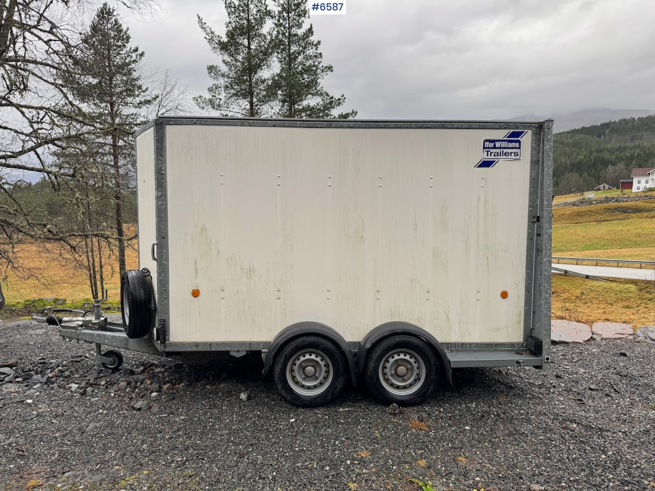 Bilsläp 2015 For Williams BV 105G 6 Closet hanger: bild 7 Bilsläp 2015 For Williams BV 105G 6 Closet hanger: bild 7