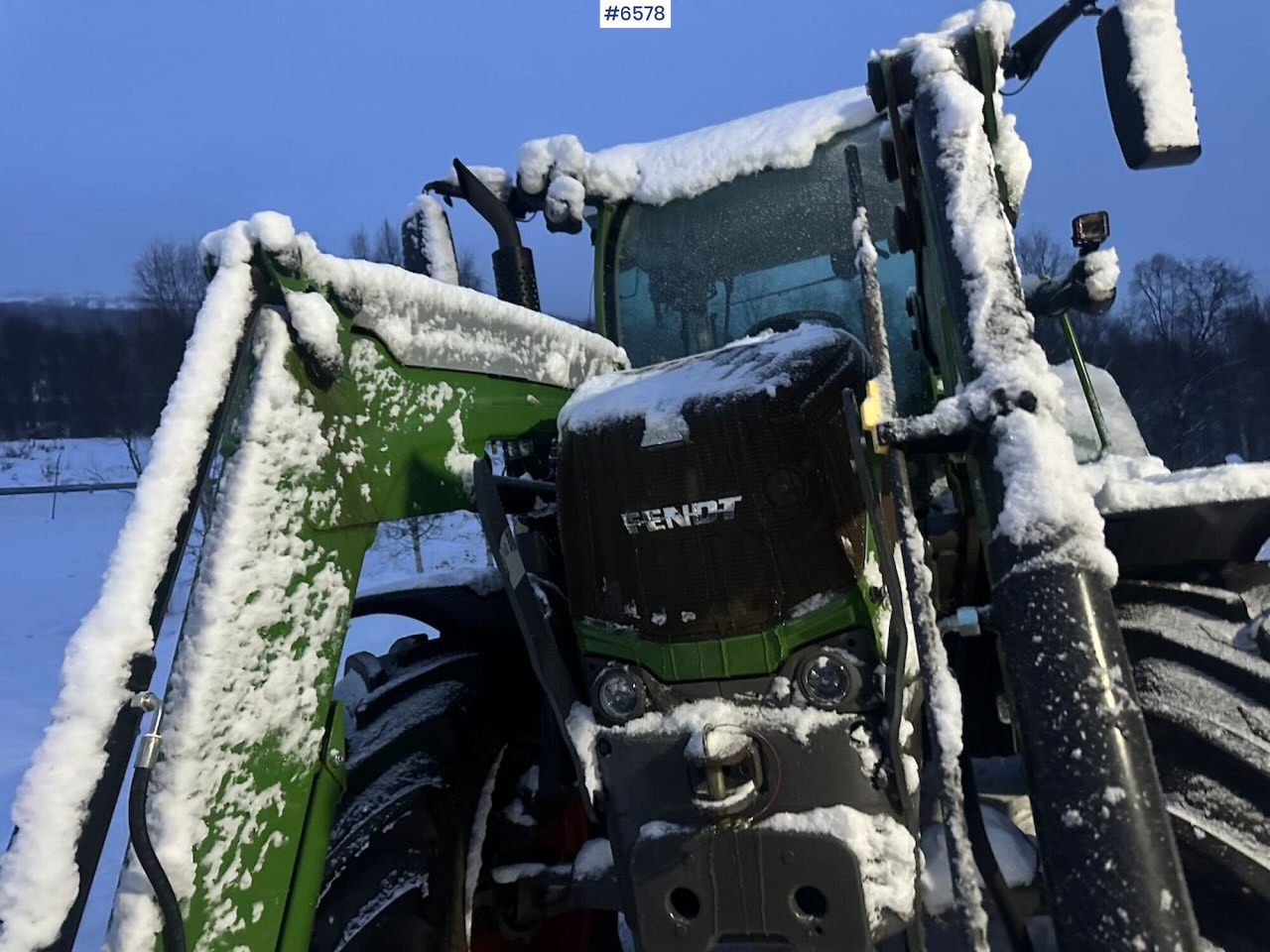 2016 Fendt 313S4 4x4 tractor w/ front loader. - Traktor: bild 2 2016 Fendt 313S4 4x4 tractor w/ front loader. - Traktor: bild 2