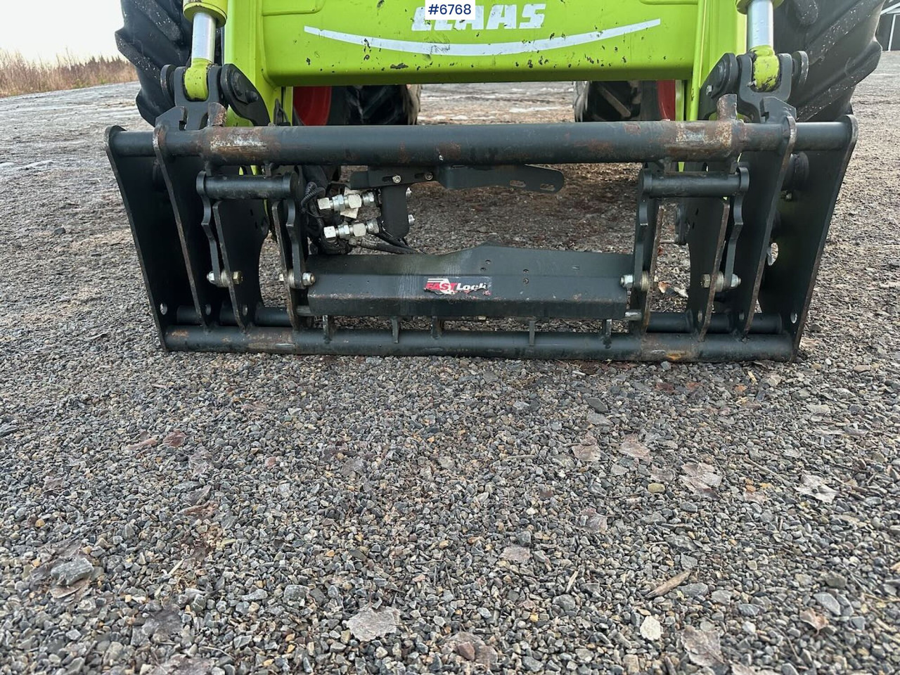 Traktor 2017 Claas Arion 440 4x4 tractor w/ front loader, GPS setup and good tires. Low hours!: bild 9